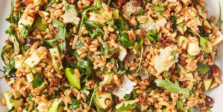 Crafting the Best Farro Salad: From Chewy Grain to Custom Mix-Ins